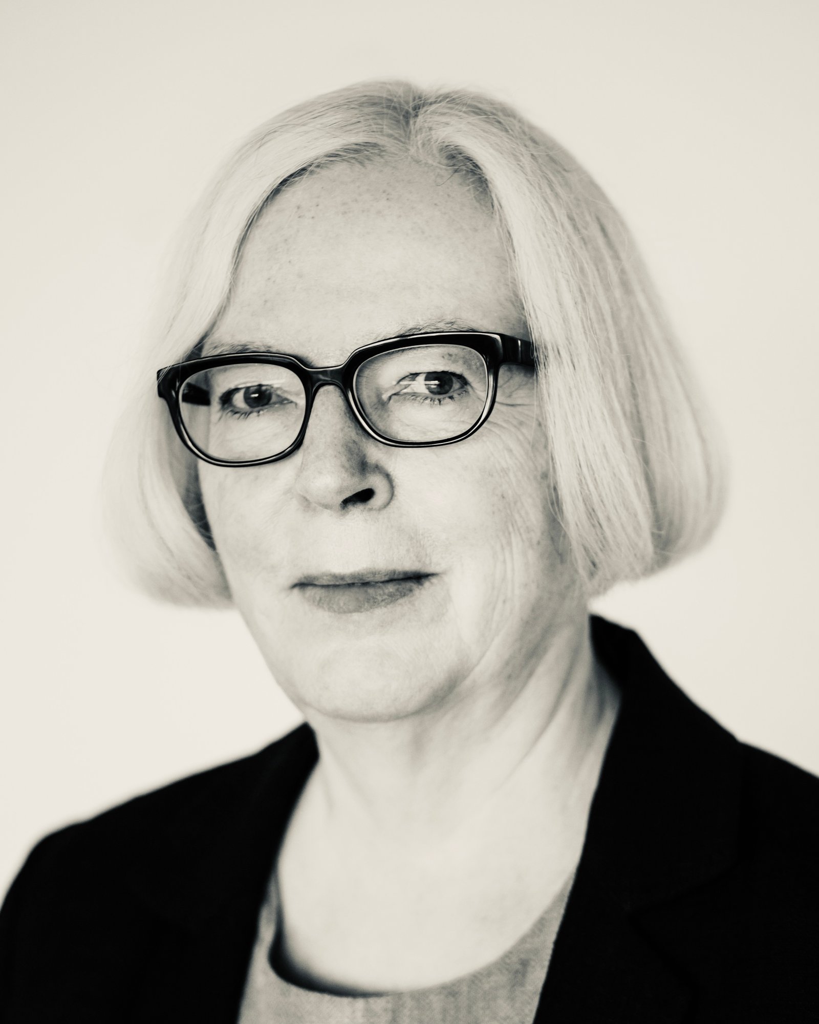 Portrait photo Prof. Dr. Elisabeth Lienert