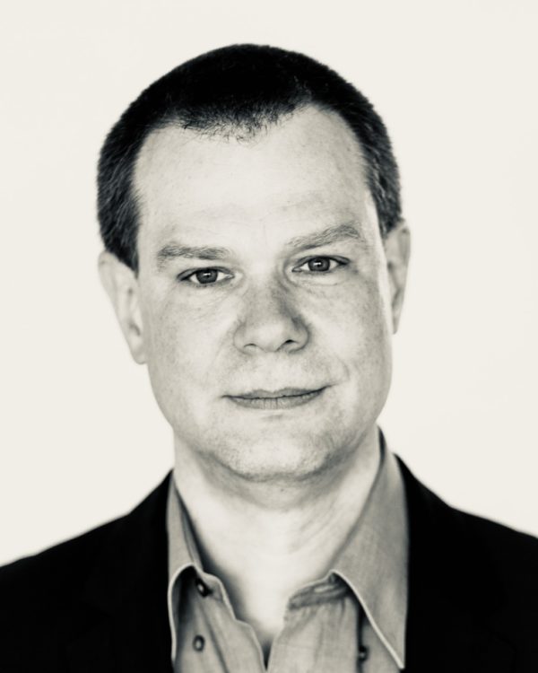 Portrait photo Prof. Dr. Martin Nonhoff